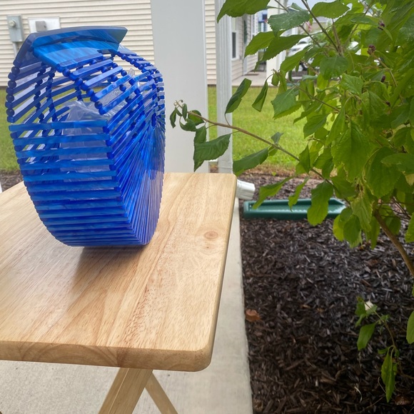 Brand New Acrylic Ark Clutch (Blue ) - Picture 8 of 10